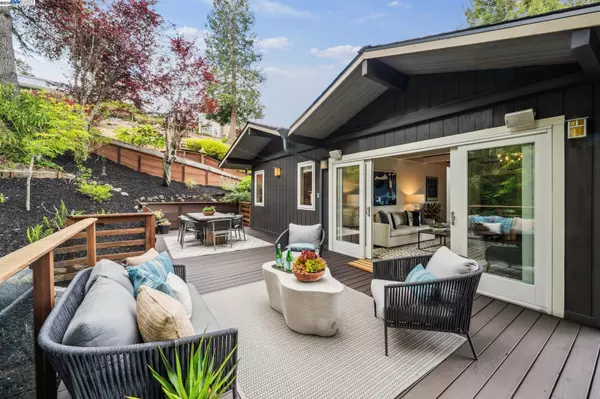 589 TAHOS ROAD, Orinda, CA 94563