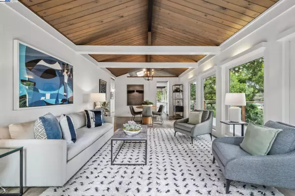 Orinda, CA 94563,589 TAHOS ROAD
