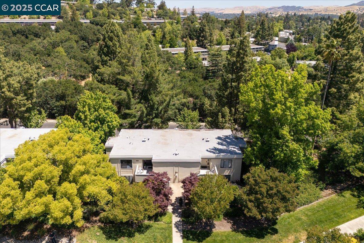 2749 Pine Knoll Dr. #1, Walnut Creek, CA 94595