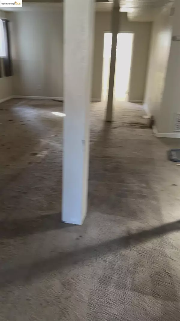 Oakland, CA 94607,1525 Adeline St