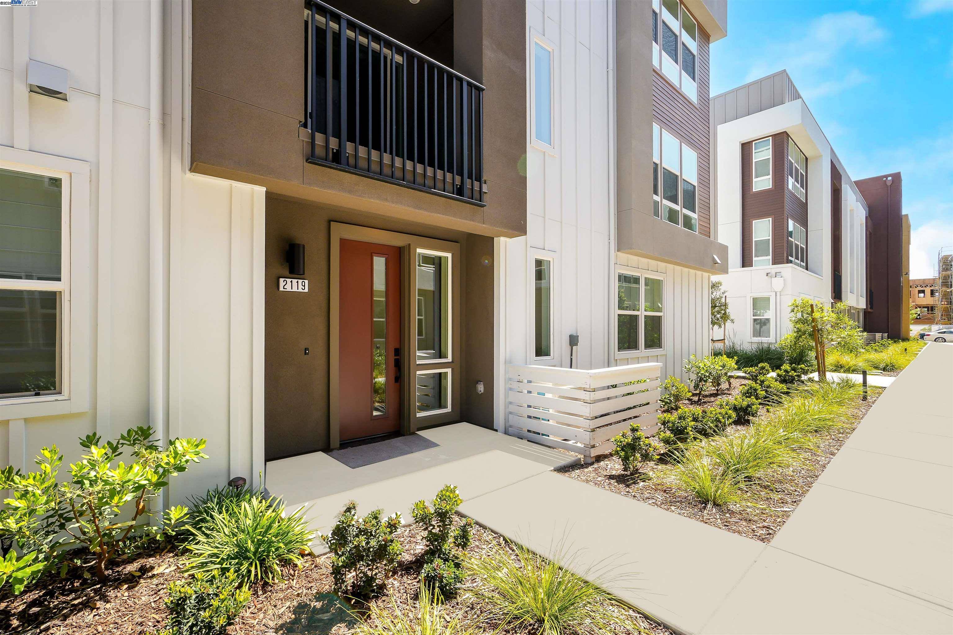 Alameda, CA 94501,2119 Stanford Street