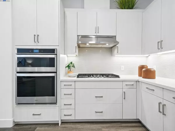 Fremont, CA 94539,45188 Tom Blalock St #109