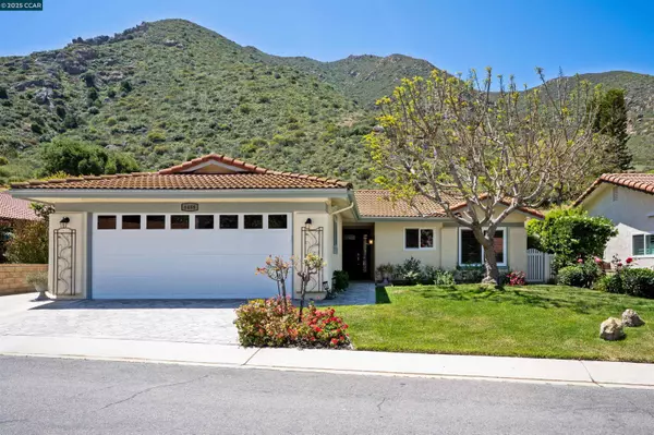 6488 San Como LN, Camarillo, CA 93012