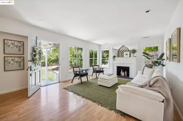 Vallejo, CA 94590,30 Benson Ave