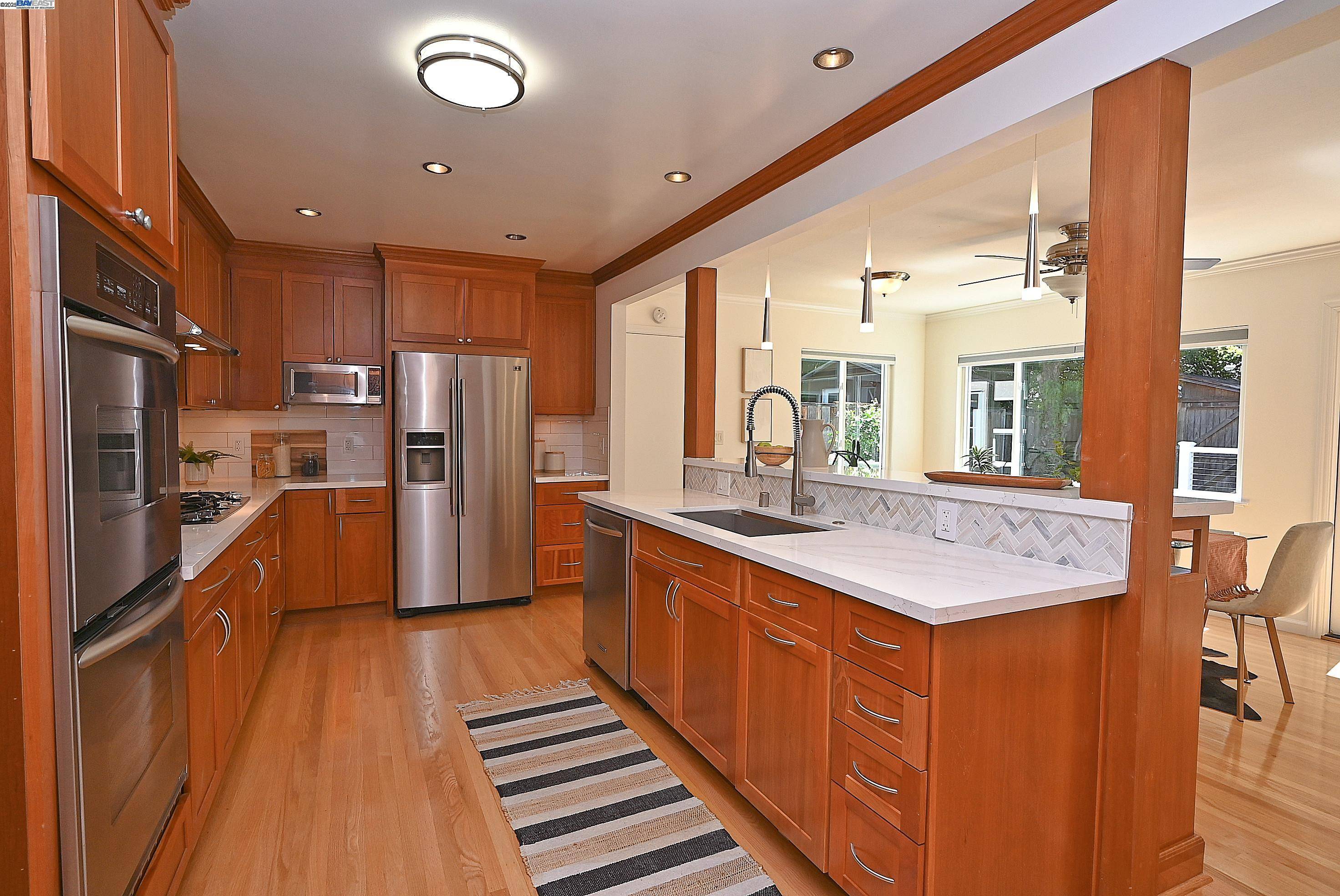 2044 Strang Ave, San Leandro, CA 94578
