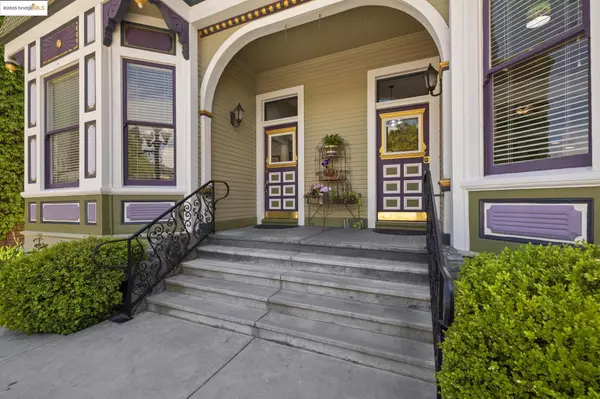 Sonora, CA 95370,124 N. Washington St.