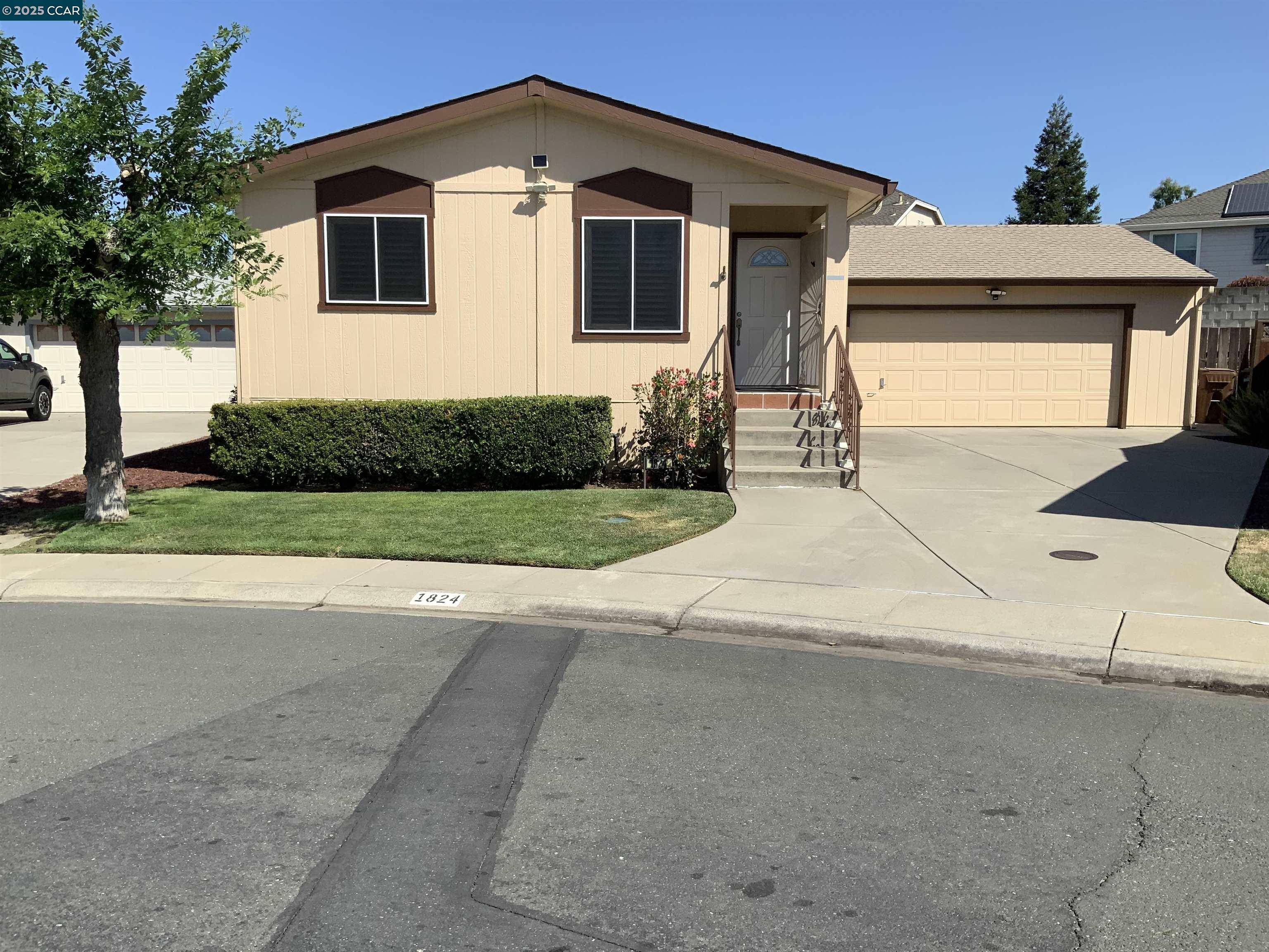 1824 Paris Ln., Antioch, CA 94509