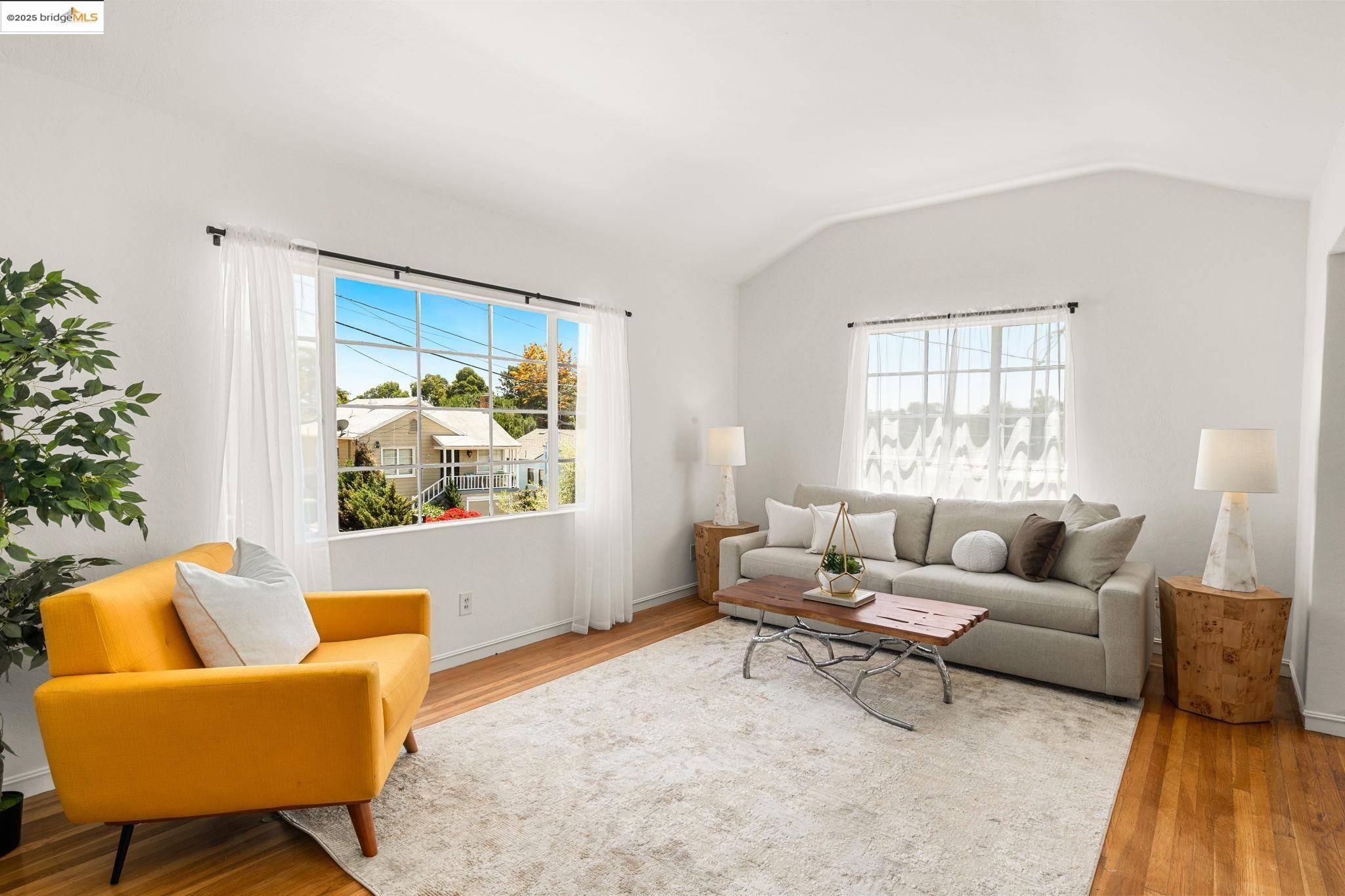Oakland, CA 94605,4117 Kuhnle Ave