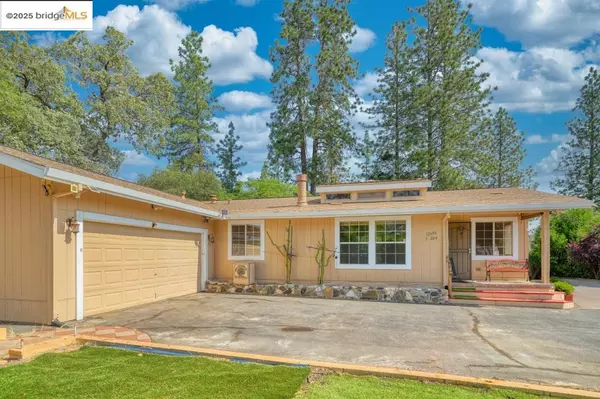 12690 Mueller Dr., Groveland, CA 95321