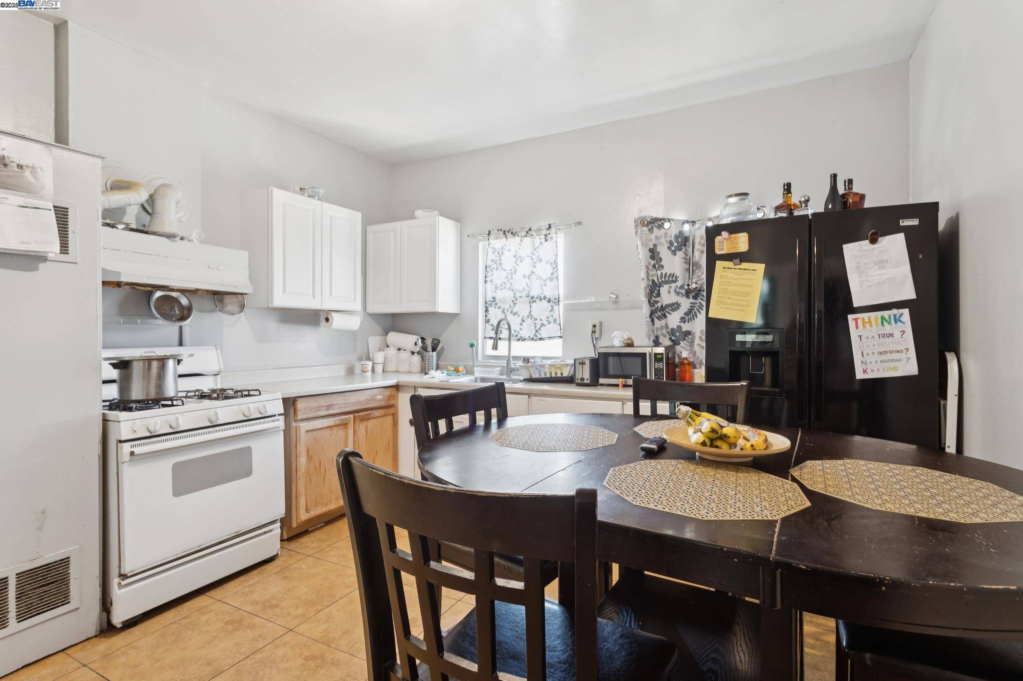 Vallejo, CA 94590,734 Florida St