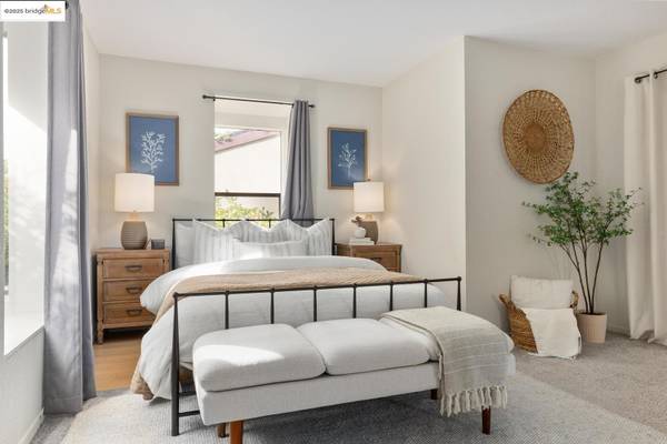 1391 Monument BLVD #APT 8, Concord, CA 94520