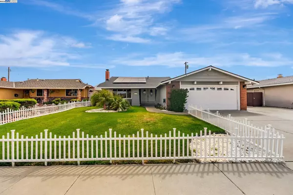 35128 Cabrillo Dr, Fremont, CA 94536