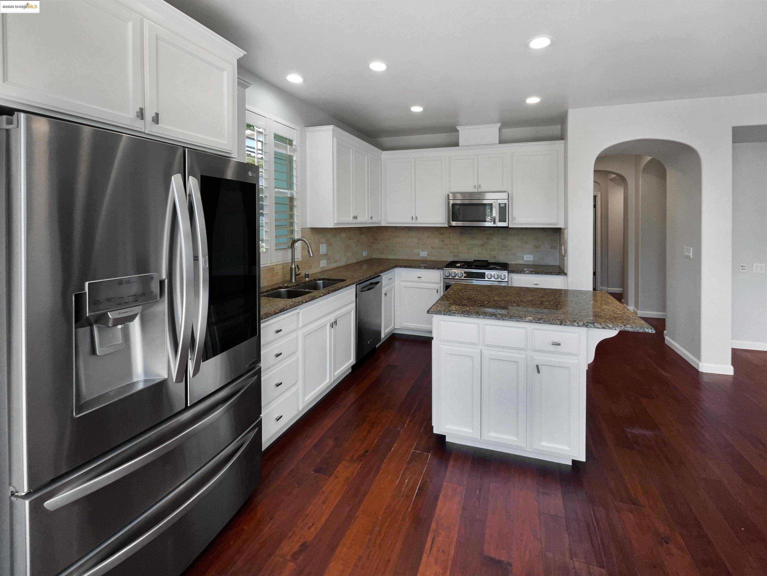 San Ramon, CA 94582,3221 Browntail Way
