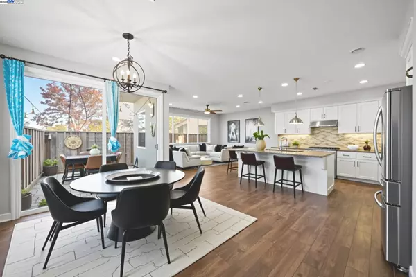 8563 Schooner Way, Newark, CA 94560