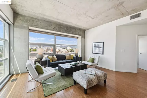 Oakland, CA 94607,428 Alice St. #817