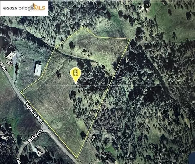 1965 Stagecoach Rd, Copperopolis, CA 95228