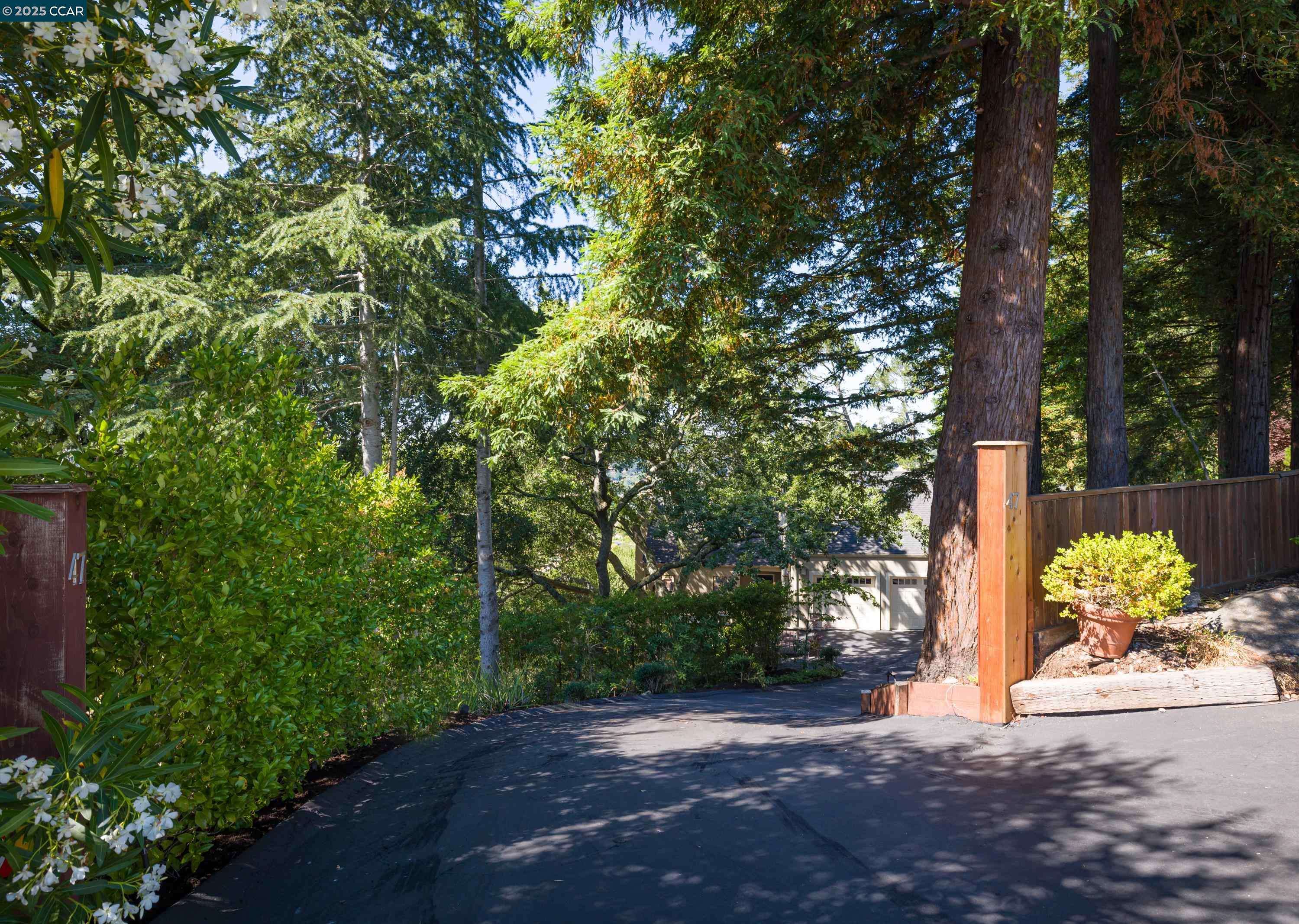 47 El Gavilan Rd., Orinda, CA 94563