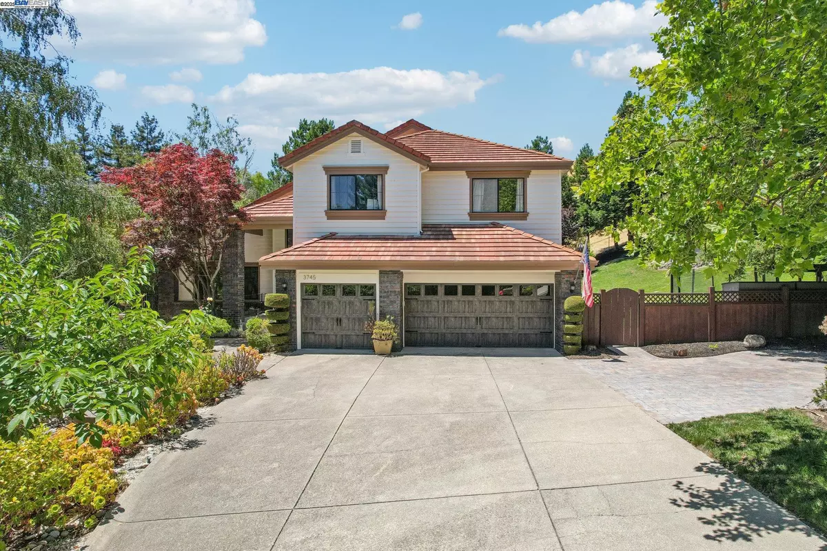 Danville, CA 94506,3745 Deer Trail Ct