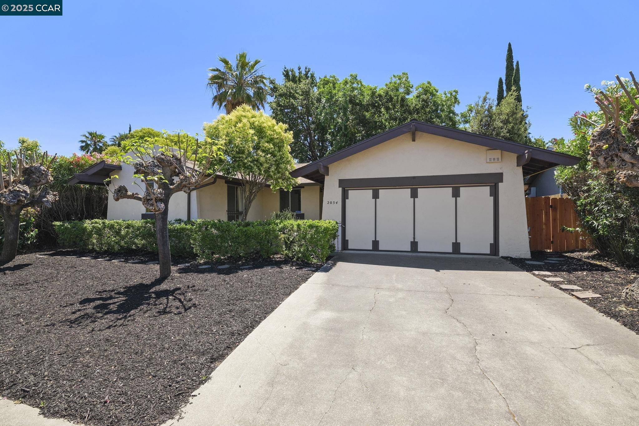 Concord, CA 94518,2054 Newton Way