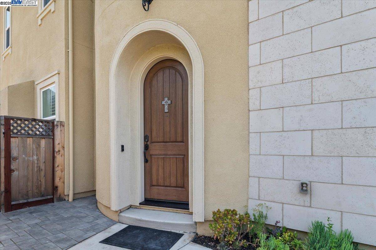 San Ramon, CA 94582,264 Zinnia Ct