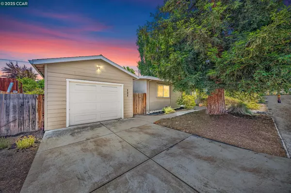 Walnut Creek, CA 94597,121 School Ln