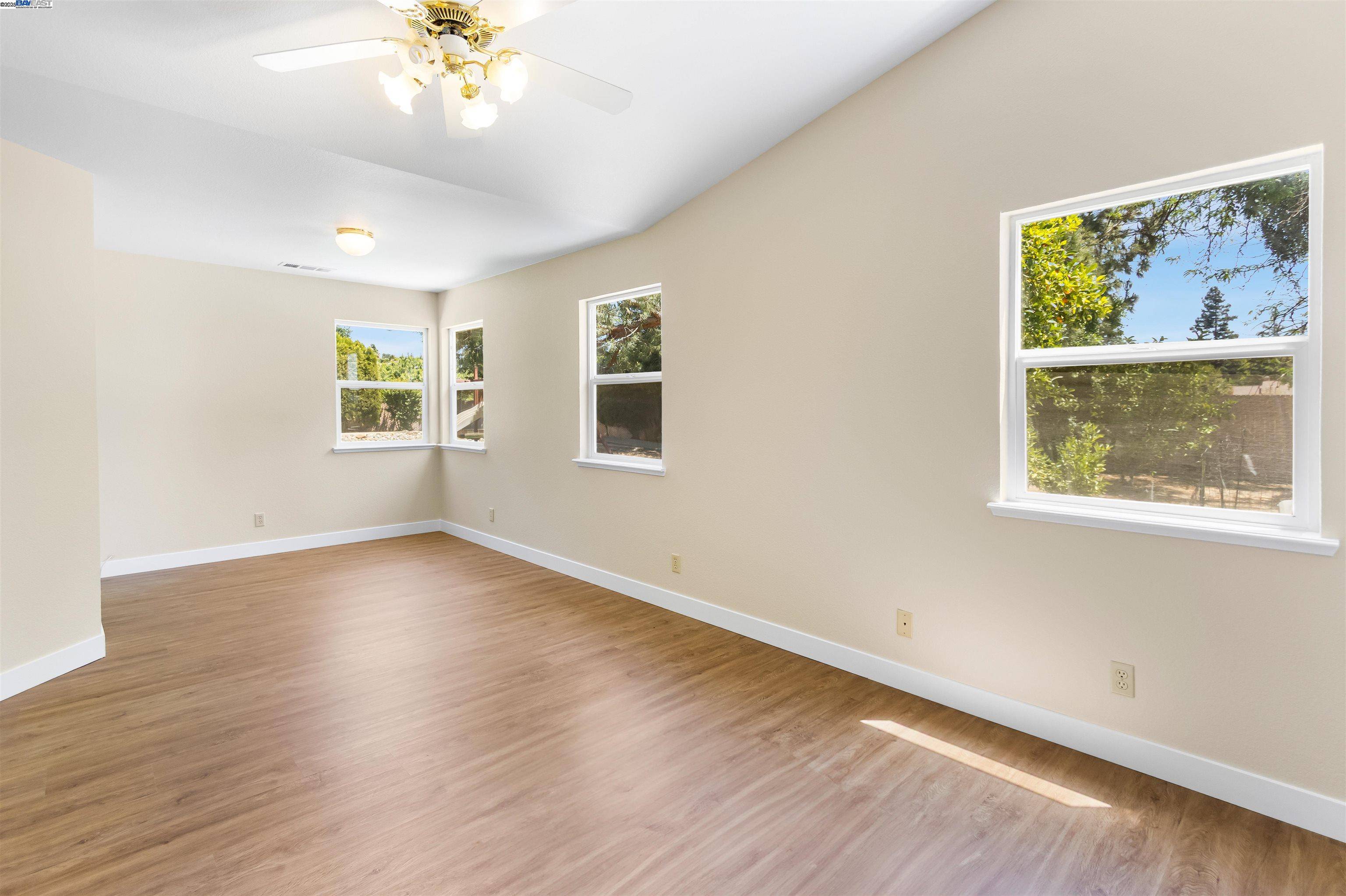 Merced, CA 95340,5974 Hillcrest Rd