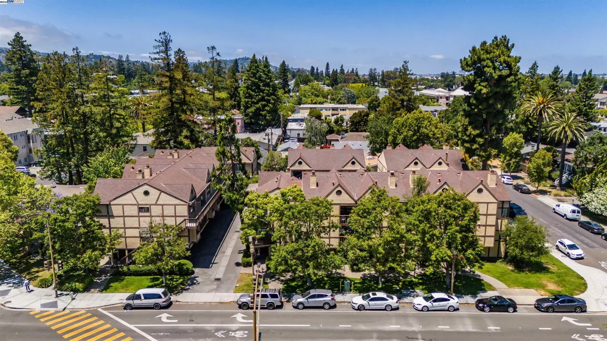 Redwood City, CA 94062,1116 Brewster Ave