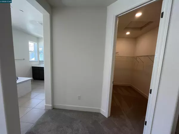 Fairfield, CA 94534,828 Crescendo Street