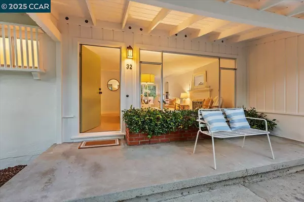 Orinda, CA 94563,32 California Ave