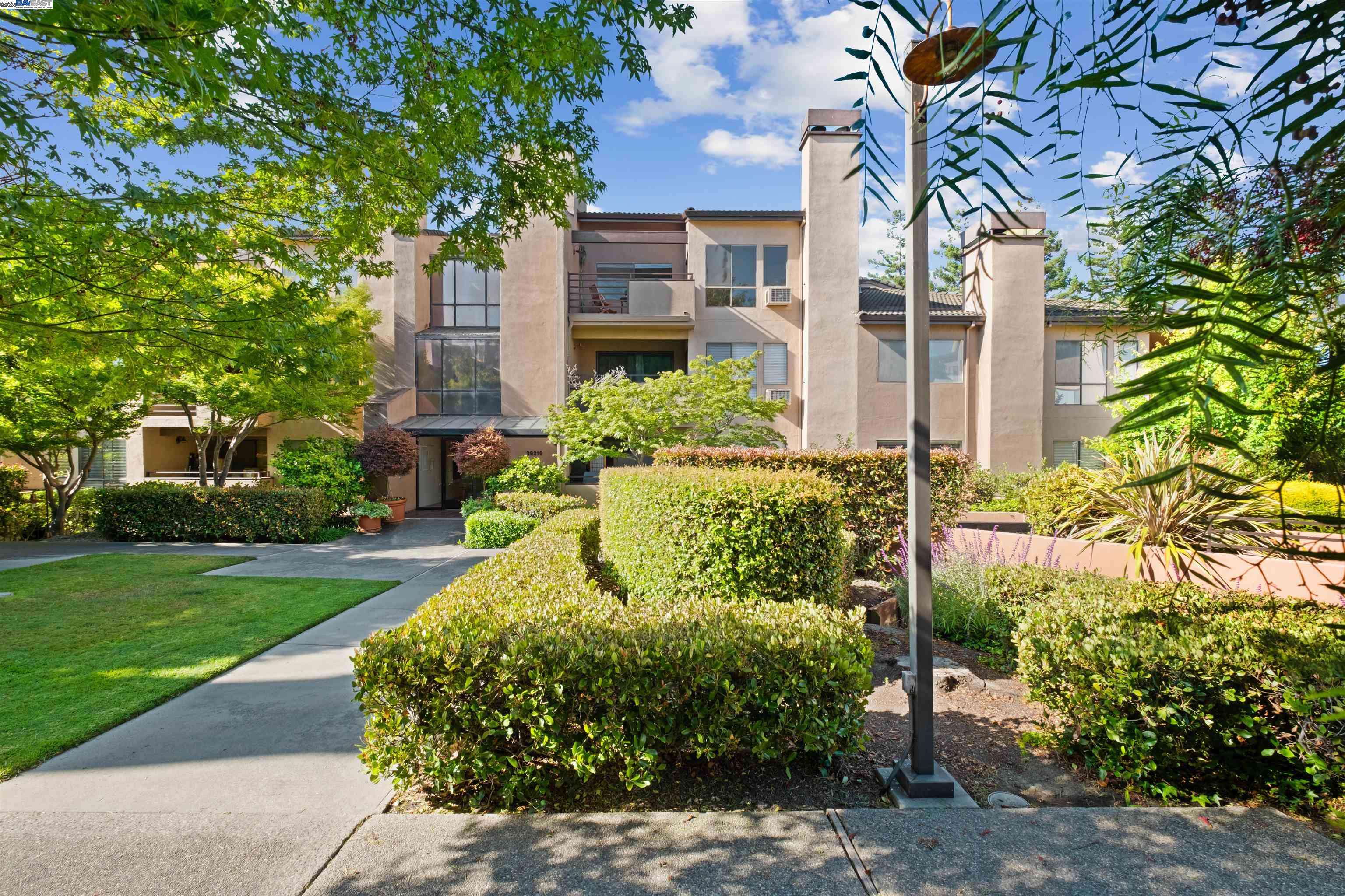 39219 Guardino Dr #362, Fremont, CA 94538