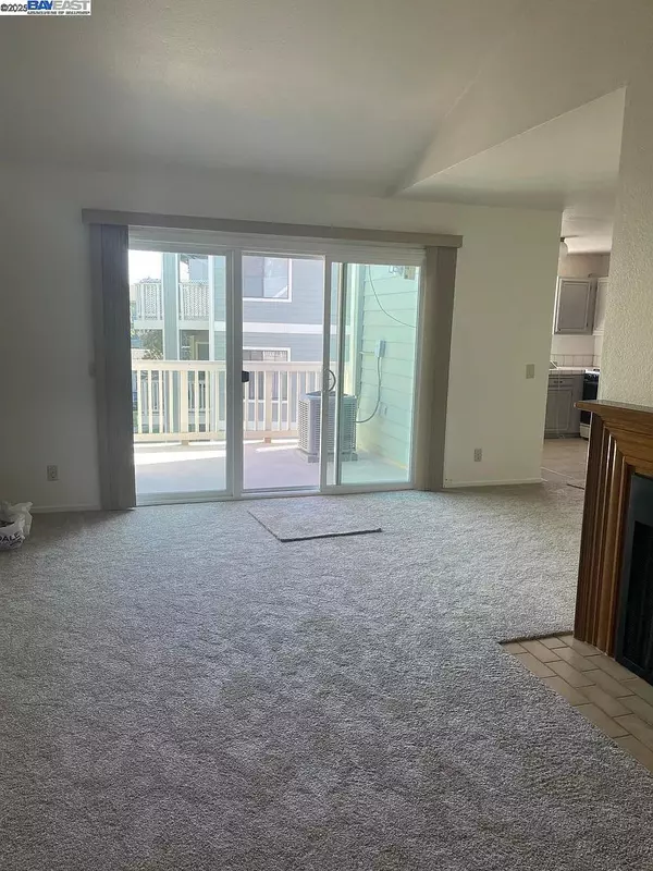 Fremont, CA 94536,37155 Aspenwood Cmn #206