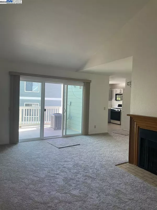 Fremont, CA 94536,37155 Aspenwood Cmn #206
