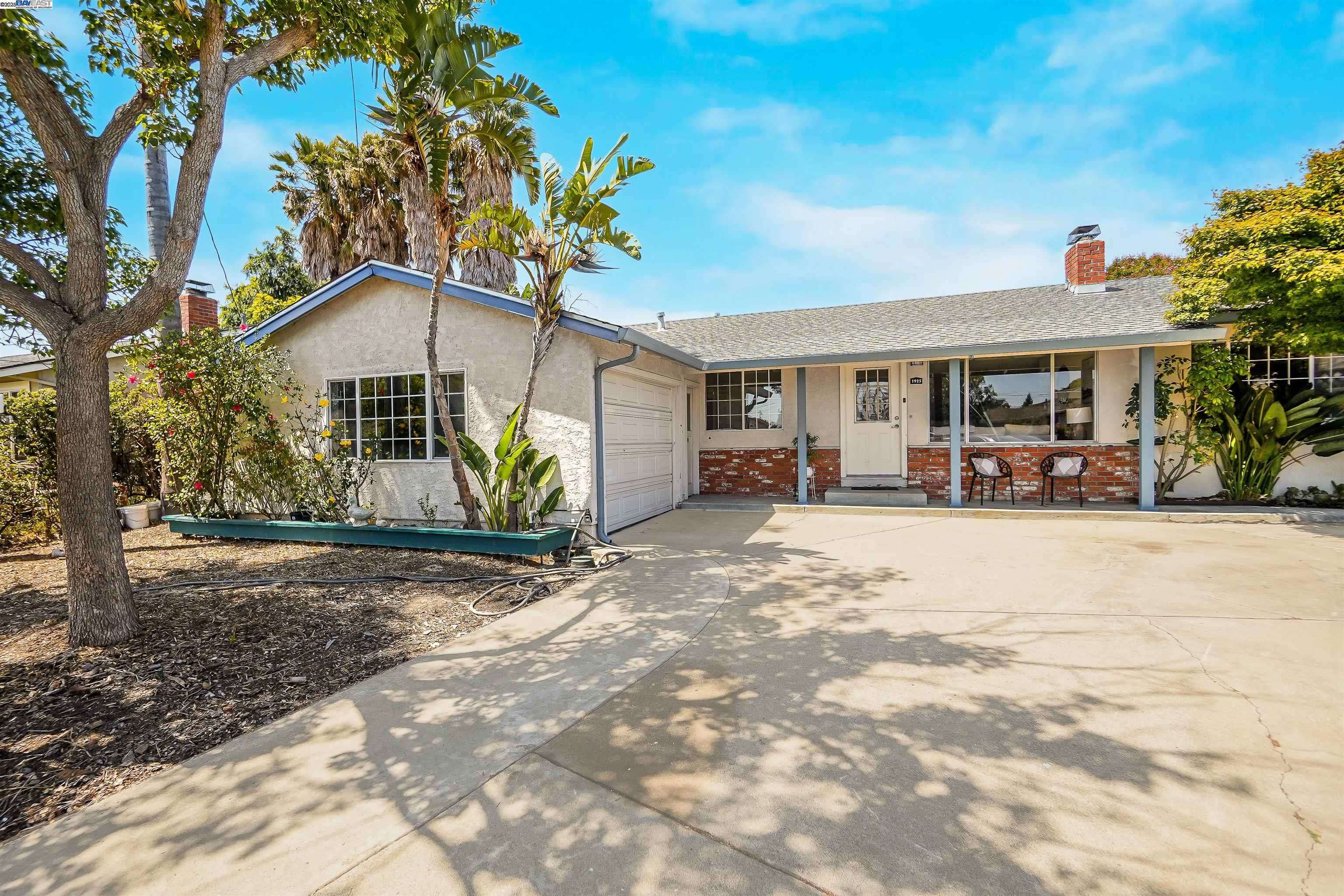 1925 Lilac Ave., Hayward, CA 94545