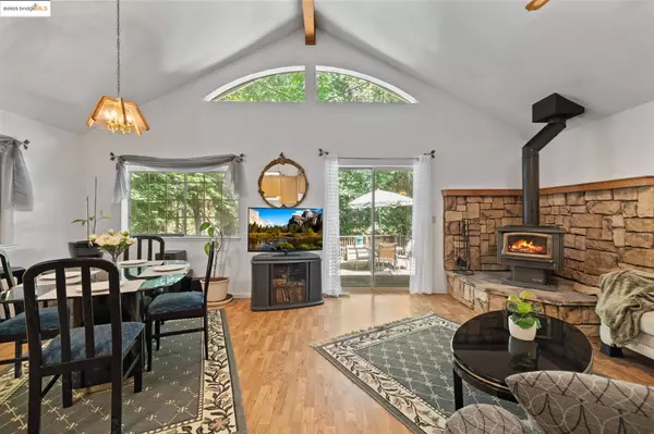 Sonora, CA 95370,21517 Crystal Falls Drive