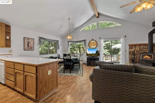 Sonora, CA 95370,21517 Crystal Falls Drive