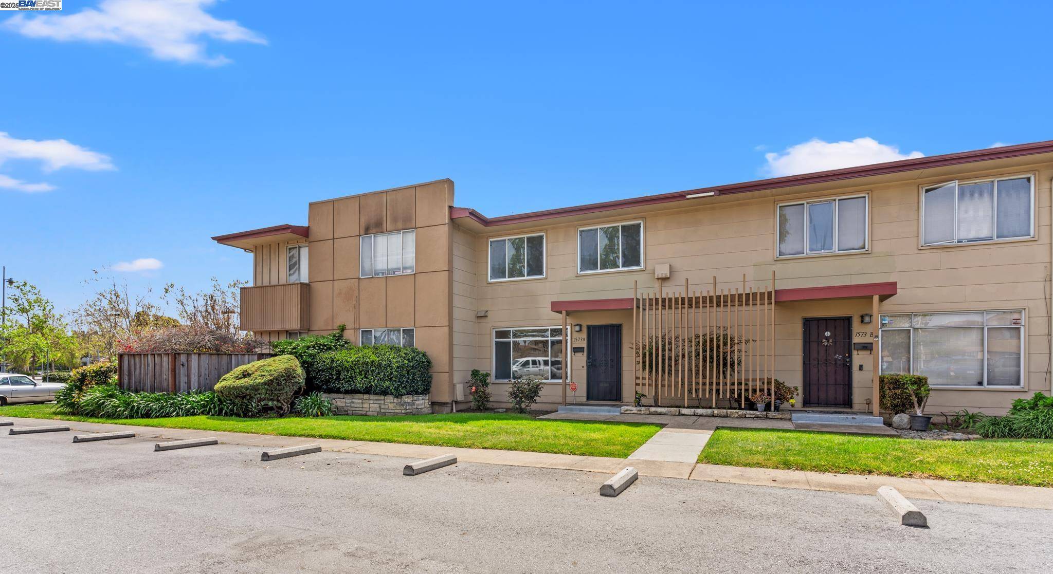 San Mateo, CA 94403,1573 Marina Ct #A
