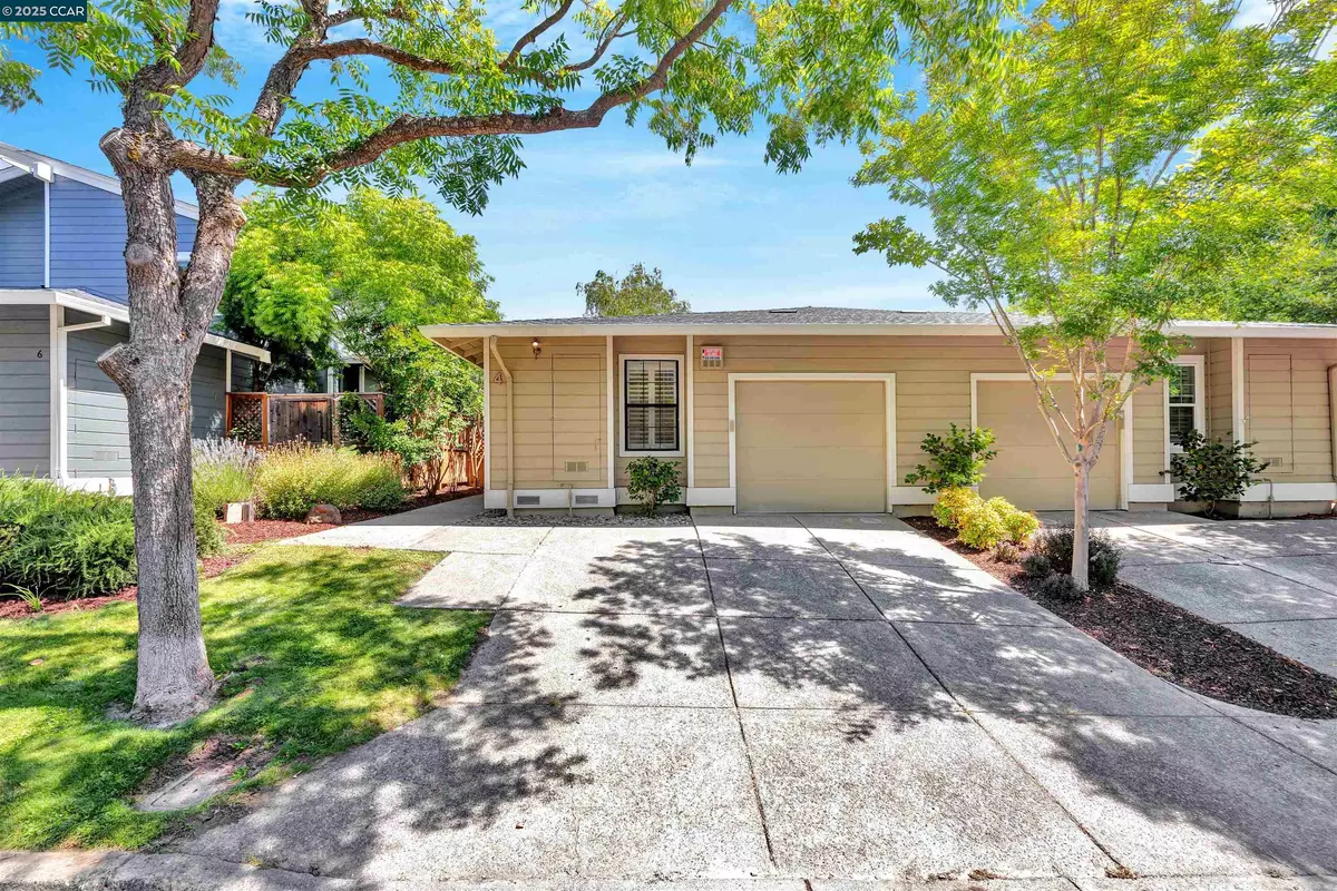 Moraga, CA 94556,4 Benedita Pl