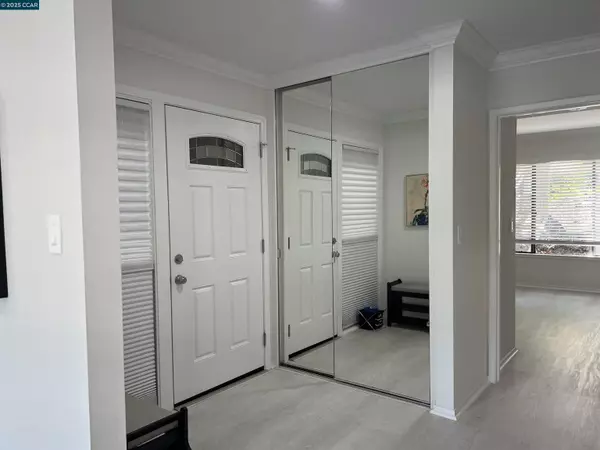 Walnut Creek, CA 94595,1443 Rockledge Ln #6
