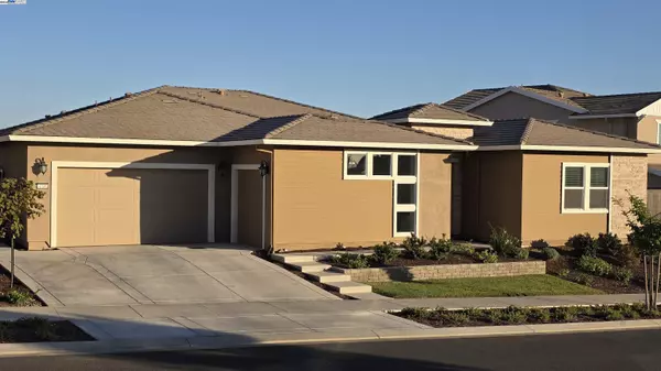 4709 Iron Bird Dr, Folsom, CA 95630