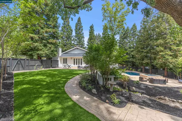 Danville, CA 94526,195 Whispering Trees Ln