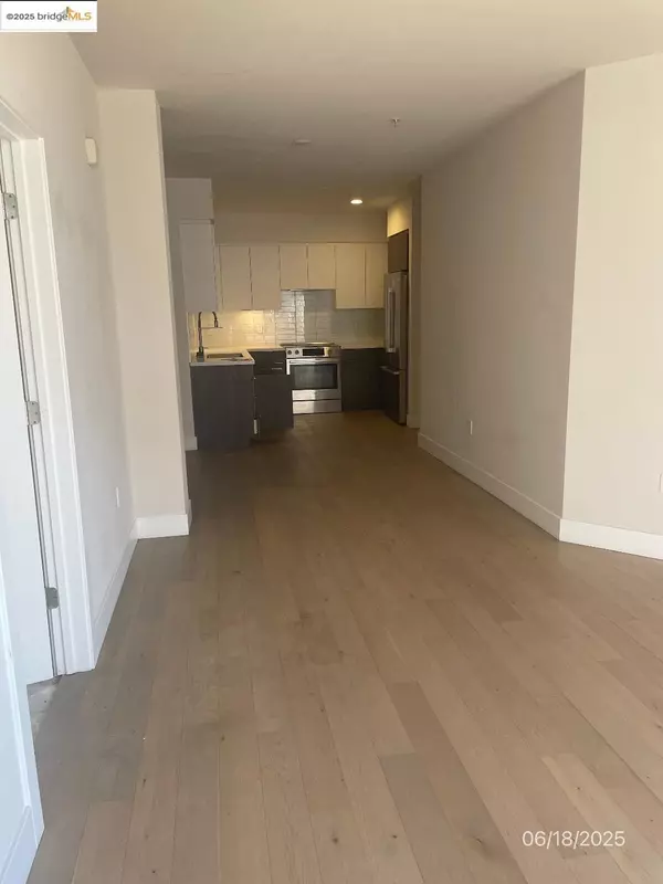 Oakland, CA 94607,901 Jefferson St #406