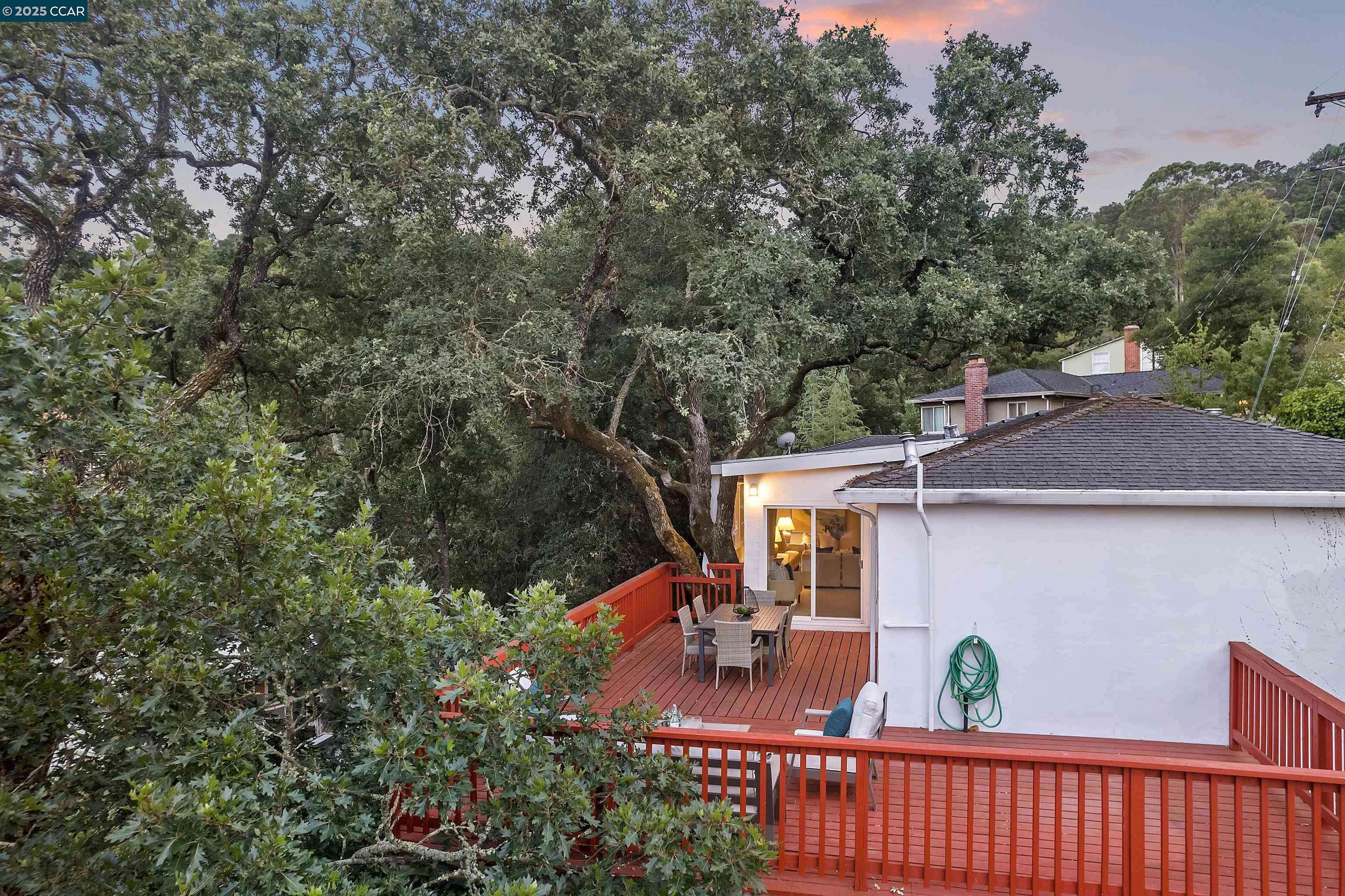 Orinda, CA 94563,35 Claremont Ave