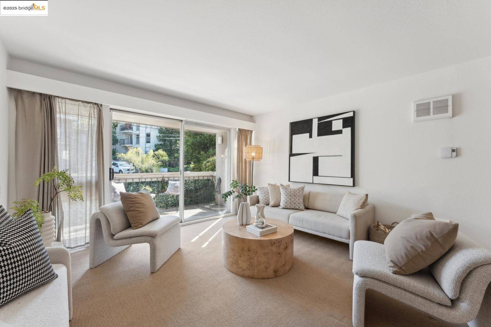 323 Monte Vista Ave #103, Oakland, CA 94611