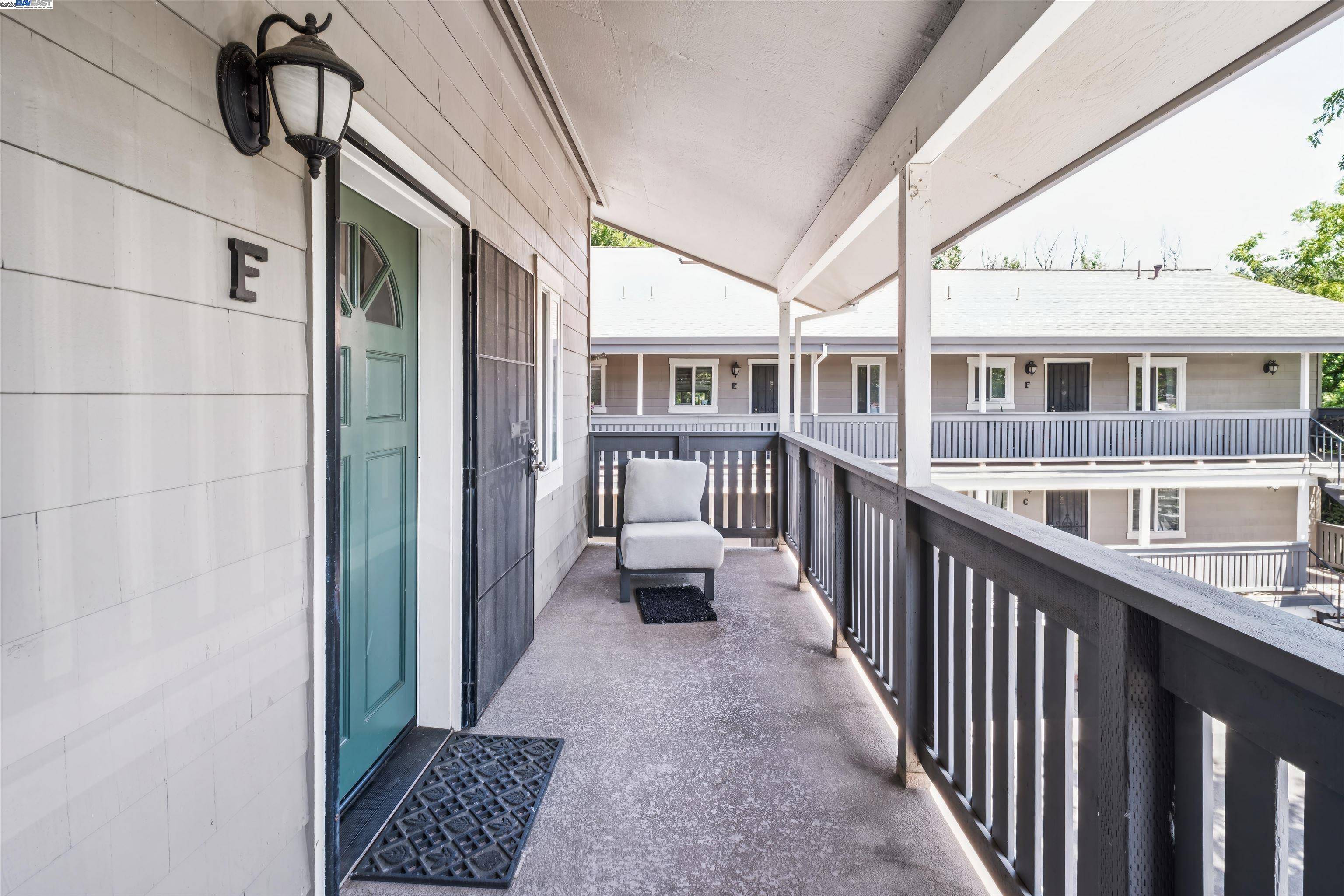 Pleasanton, CA 94566,3839 Vineyard Ave #F