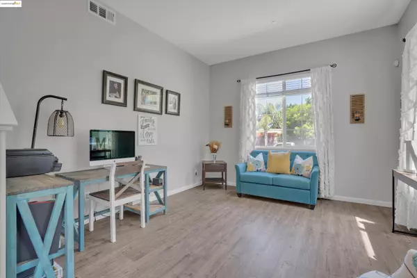 Oakley, CA 94561,245 Silver Bell Way
