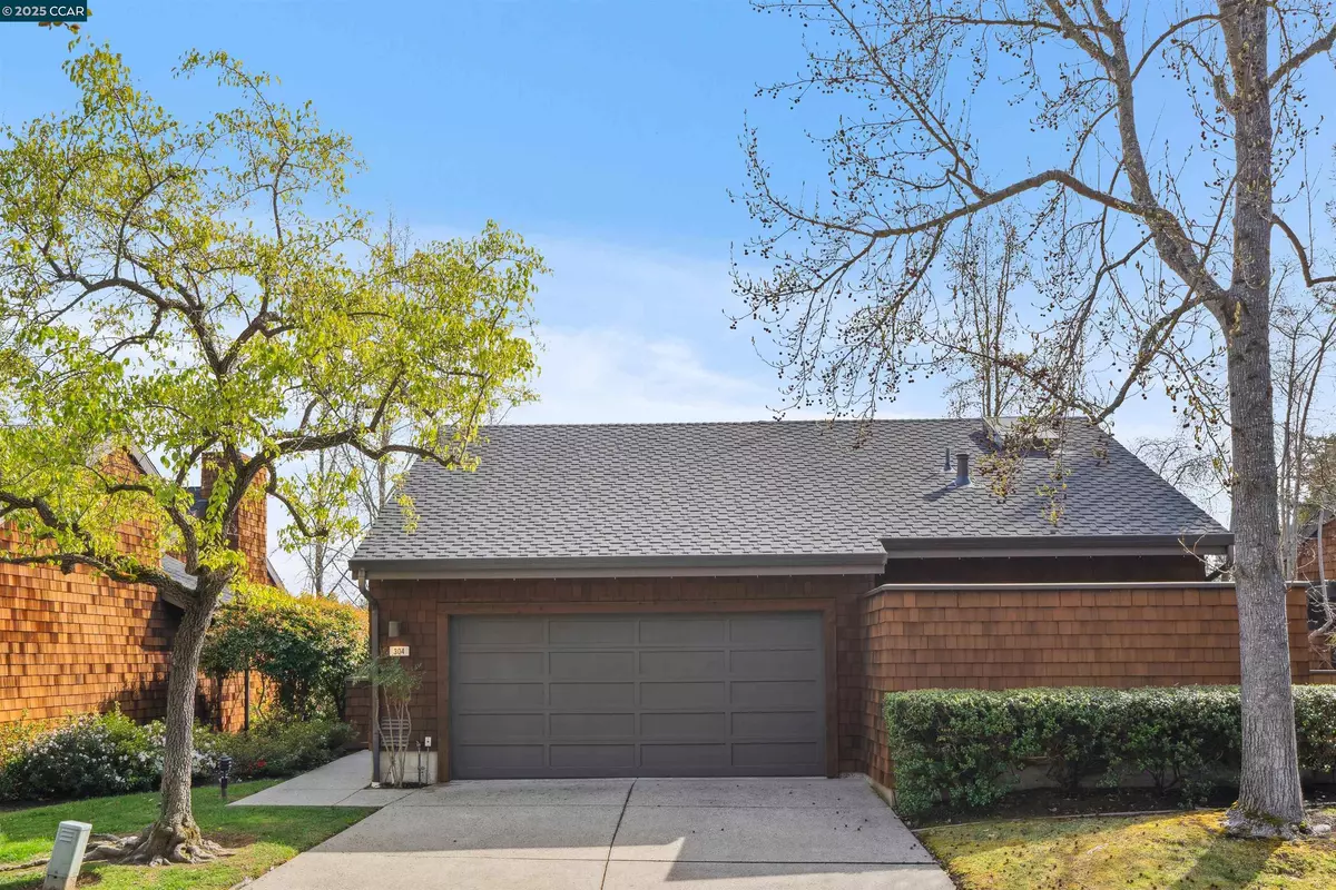 Orinda, CA 94563,304 Village View Court