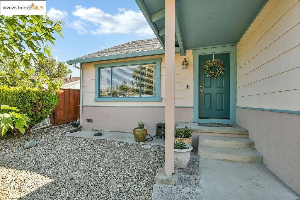 Antioch, CA 94509,3255 G St