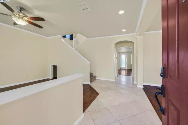 Patterson, CA 95363,1419 Nubian St