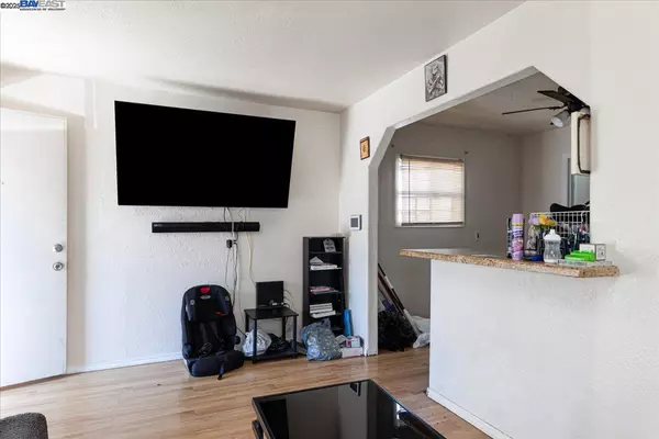 Oakland, CA 94621,1058 71st Ave
