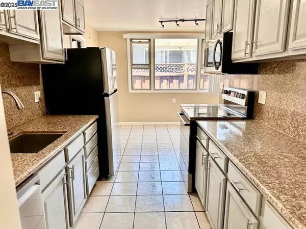 Hayward, CA 94544,344 Rousseau St
